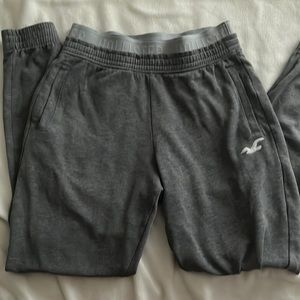 dark grey hollister sweatpants